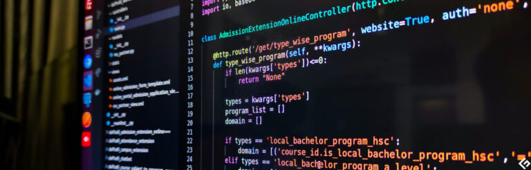 作为开发者或系统管理员，了解以下9种流行的脚本语言是非常重要的。

1. Python（图片）
Python是一种高级的、通用的脚本语言，它易于学习和使用。它具有丰富的库和模块，可用于各种用途，包括Web开发、数据分析和自动化。

2. JavaScript（链接）
JavaScript是一种用于在网页上实现交互性和动态性的脚本语言。它广泛用于前端开发，可以为网页添加各种功能和效果。

3. Ruby（图片）
Ruby是一种简洁而优雅的脚本语言，它非常适合用于快速开发Web应用程序。它具有清晰的语法和强大的面向对象的特性。

4. Bash（链接）
Bash是一种用于Shell脚本编程的语言。它是Unix和Linux系统中默认的命令解释器，用于自动化任务和系统管理。

5. PowerShell（图片）
PowerShell是一种用于Windows系统管理和自动化的脚本语言。它具有强大的命令行工具和丰富的功能，可用于管理和配置Windows环境。

6. PHP（链接）
PHP是一种用于Web开发的脚本语言。它可以嵌入到HTML中，并用于处理表单、生成动态内容和与数据库交互。

7. Perl（图片）
Perl是一种通用的脚本语言，广泛用于文本处理和系统管理。它有强大的正则表达式和模块化的特性。

8. PowerShell（链接）
PowerShell是一种用于Windows系统管理和自动化的脚本语言。它具有强大的命令行工具和丰富的功能，可用于管理和配置Windows环境。

9. Lua（图片）
Lua是一种轻量级的、高效的脚本语言，经常用于嵌入到其他应用程序中。它具有简单的语法和快速的执行速度。

这些脚本语言都有自己独特的特点和用途，掌握它们将能够更好地进行开发和系统管理工作。